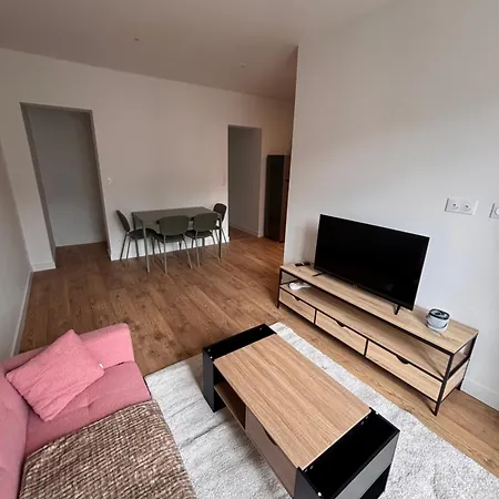 Lägenhet La *